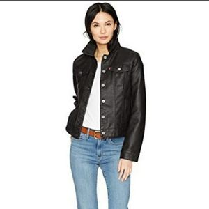 NWT Levi's Sherpa Lined Faux Leather Jacket
